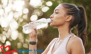 چگونه سالم بودن آب آشامیدنی را بررسی کنیم؟